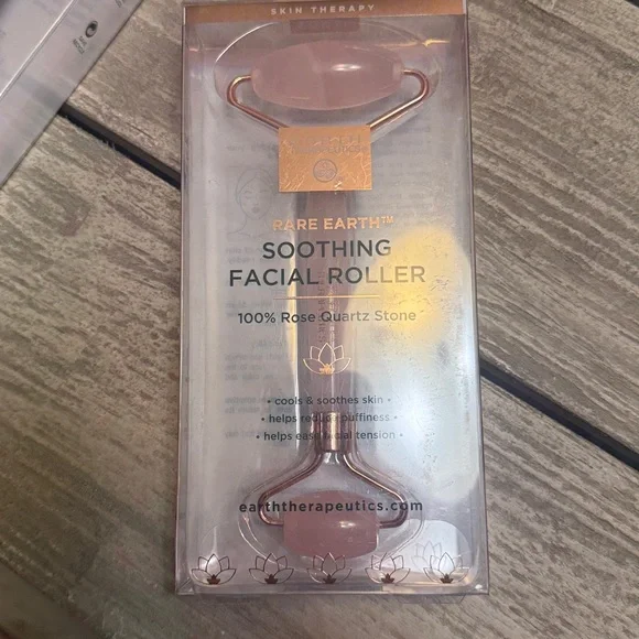 Earth Therapeutics NEW Self-Care Foot and Face Kit - Picture 4 of 7